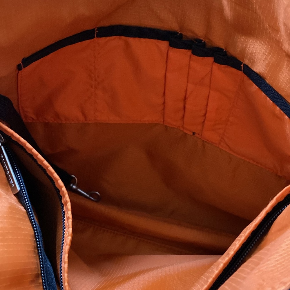 Pantone Messenger Bag - Picture 7 of 15